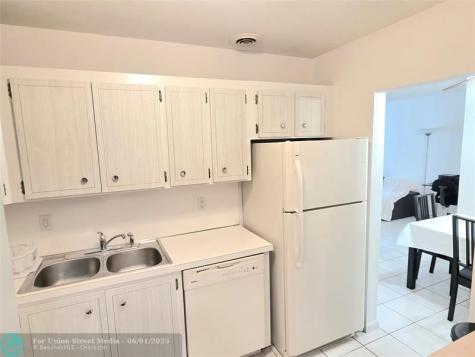 2230 NE 56th Place Fort Lauderdale FL 33308