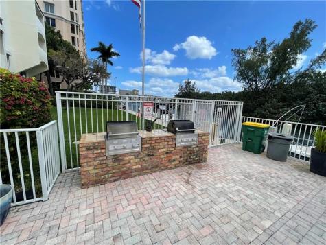 2840 NE 14th Street Causeway Pompano Beach FL 33062