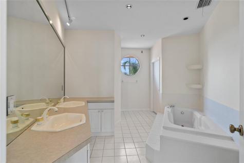 2671 NE 22nd Court Pompano Beach FL 33062