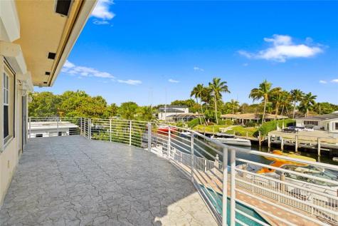 2671 NE 22nd Court Pompano Beach FL 33062