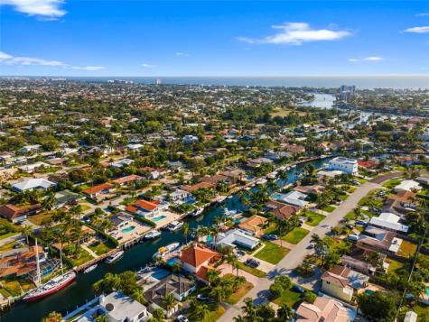 2671 NE 22nd Court Pompano Beach FL 33062
