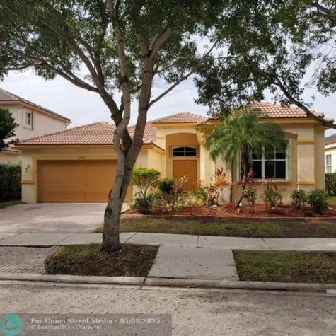 1002 Lavender Circle Weston FL 33327