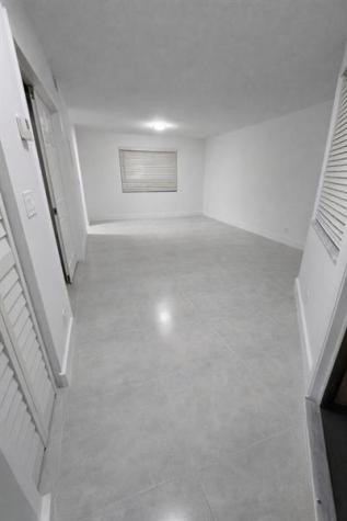 8657 SW 5th Street Pembroke Pines FL 33025