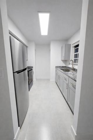 8657 SW 5th Street Pembroke Pines FL 33025