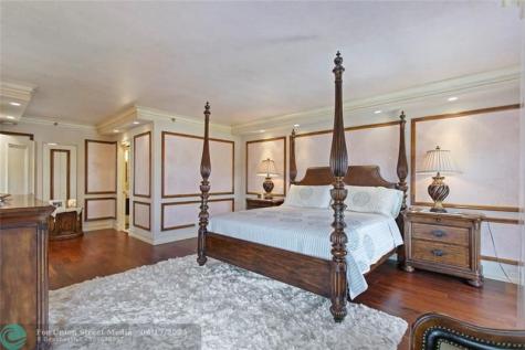 2917 S Ocean Boulevard Highland Beach FL 33487
