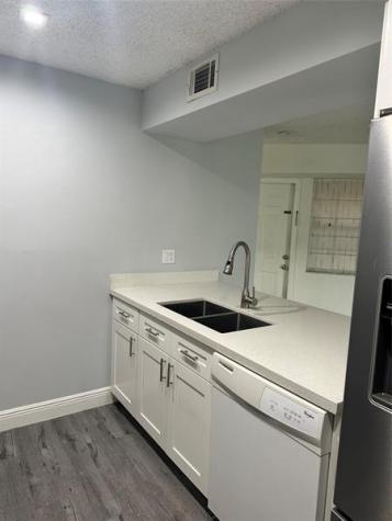 401 SW 86th Avenue Pembroke Pines FL 33025