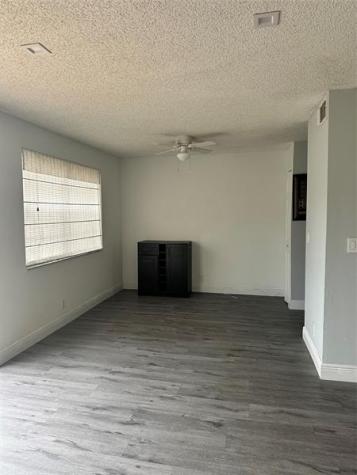 401 SW 86th Avenue Pembroke Pines FL 33025