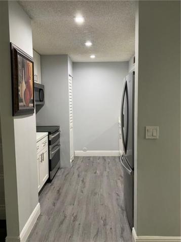 401 SW 86th Avenue Pembroke Pines FL 33025
