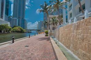 41 SE 5th Street Miami FL 33131