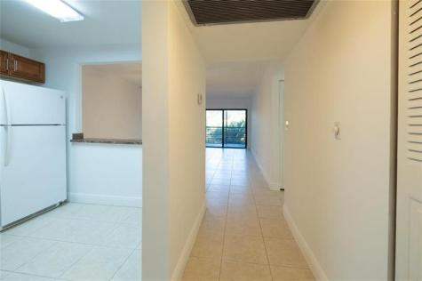 9233 SW 8th Street Boca Raton FL 33428