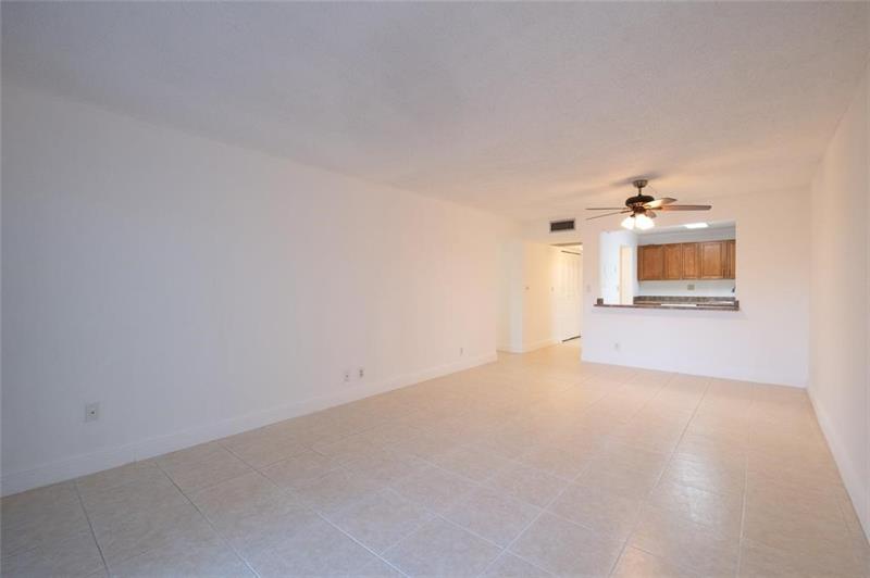 9233 SW 8th Street Boca Raton FL 33428