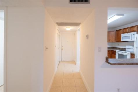9233 SW 8th Street Boca Raton FL 33428