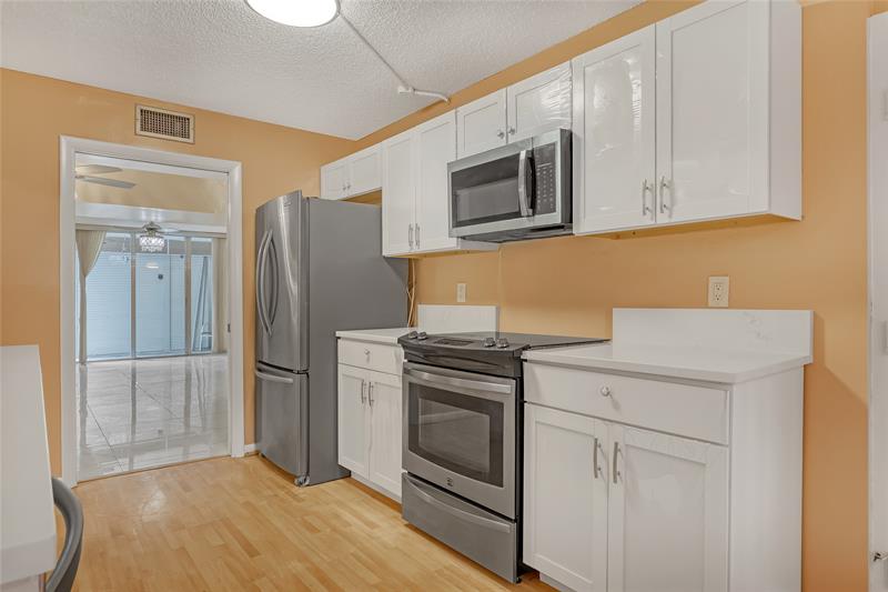 6850 10TH Avenue Lake Worth FL 33467