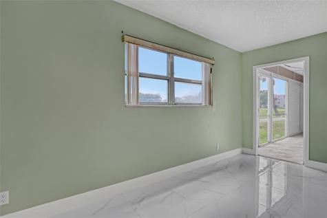6850 10TH Avenue Lake Worth FL 33467