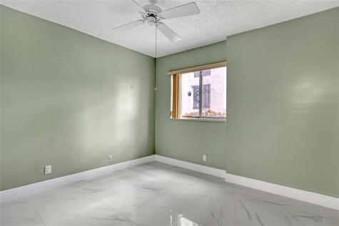 6850 10TH Avenue Lake Worth FL 33467