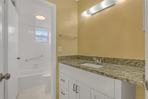 6850 10TH Avenue Lake Worth FL 33467