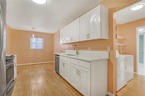 6850 10TH Avenue Lake Worth FL 33467