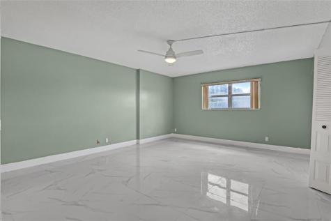 6850 10TH Avenue Lake Worth FL 33467