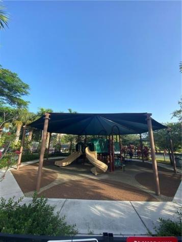 4280 Oaks Terrace Pompano Beach FL 33069