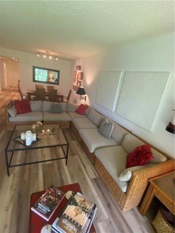 4280 Oaks Terrace Pompano Beach FL 33069
