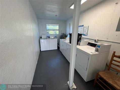 1814 E Oakland Park Boulevard Fort Lauderdale FL 33306