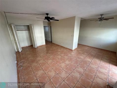 1814 E Oakland Park Boulevard Fort Lauderdale FL 33306