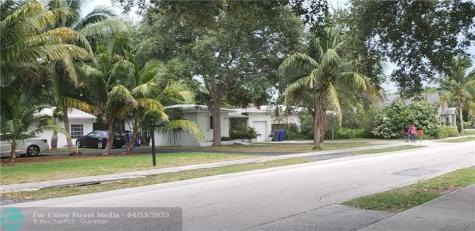 2631 Fillmore Street Hollywood FL 33020