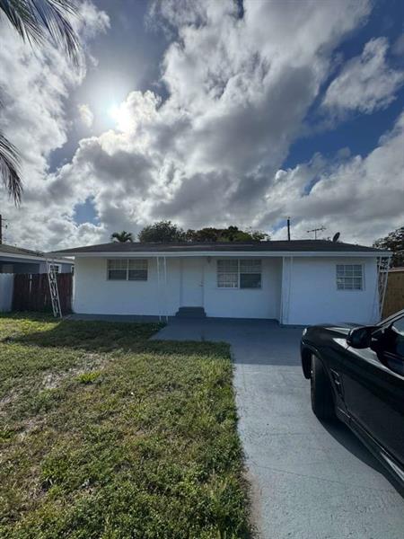 4871 SW 24th Avenue Fort Lauderdale FL 33312