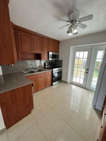 4871 SW 24th Avenue Fort Lauderdale FL 33312