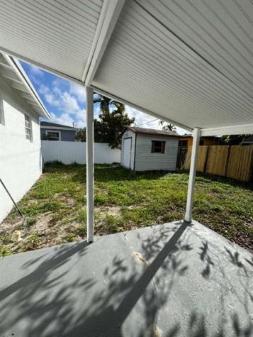4871 SW 24th Avenue Fort Lauderdale FL 33312