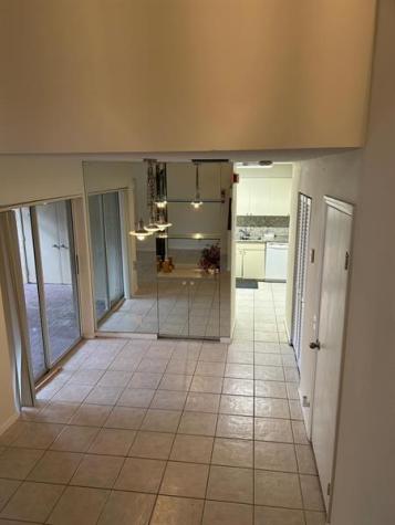 6542 Via Regina Boca Raton FL 33433
