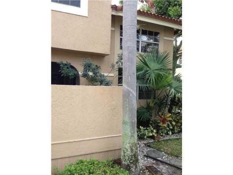 6542 Via Regina Boca Raton FL 33433