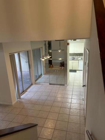6542 Via Regina Boca Raton FL 33433