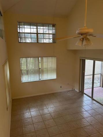 6542 Via Regina Boca Raton FL 33433