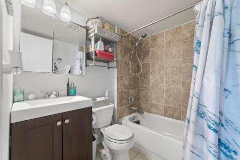 113 Royal Park Drive Oakland Park FL 33309