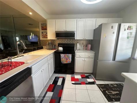 4502 Martinique Way Coconut Creek FL 33066