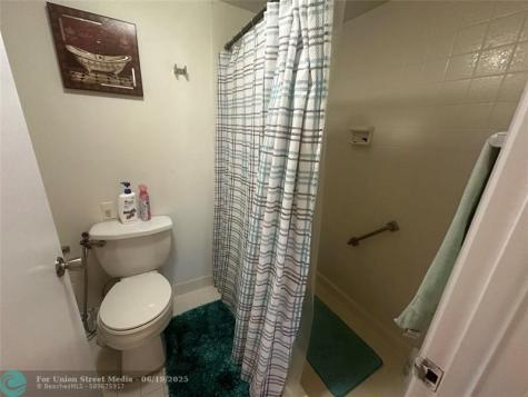 4502 Martinique Way Coconut Creek FL 33066