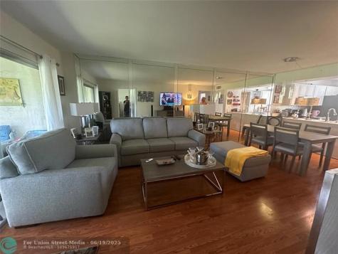 4502 Martinique Way Coconut Creek FL 33066