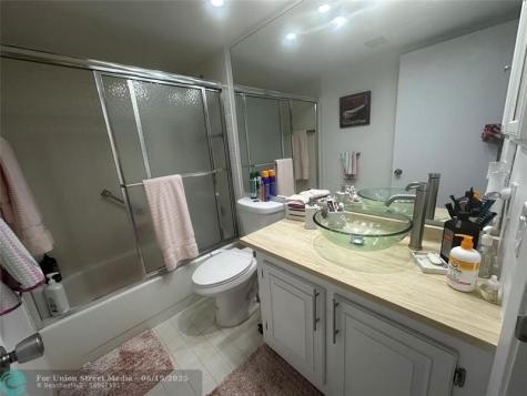 4502 Martinique Way Coconut Creek FL 33066