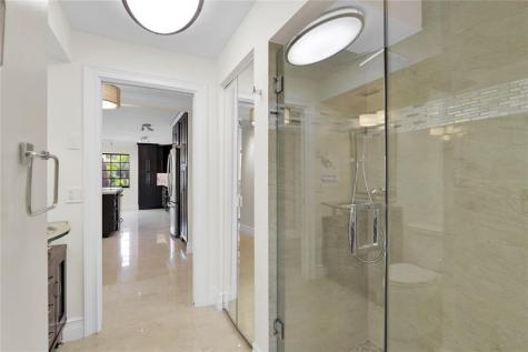 250 E Royal Palm Road Boca Raton FL 33432