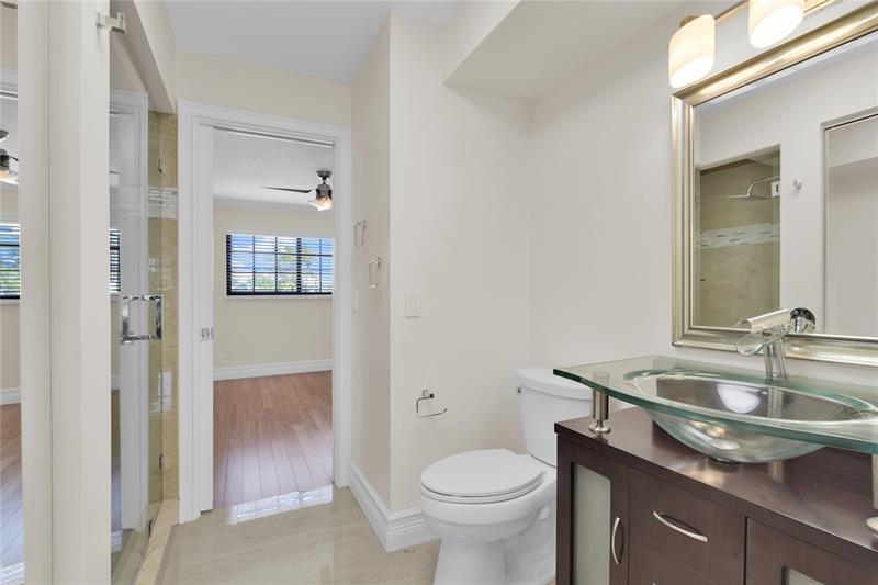 250 E Royal Palm Road Boca Raton FL 33432