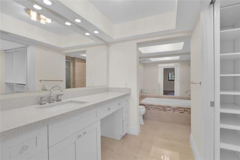 250 E Royal Palm Road Boca Raton FL 33432