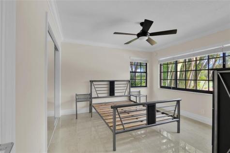 250 E Royal Palm Road Boca Raton FL 33432