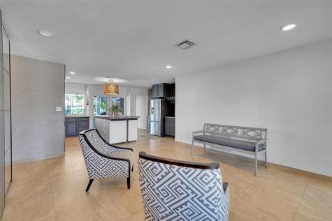 1736 NW 38th Street Oakland Park FL 33309