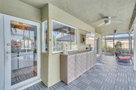 1736 NW 38th Street Oakland Park FL 33309