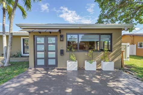 1736 NW 38th Street Oakland Park FL 33309