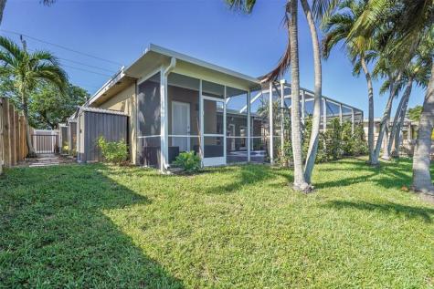 1736 NW 38th Street Oakland Park FL 33309