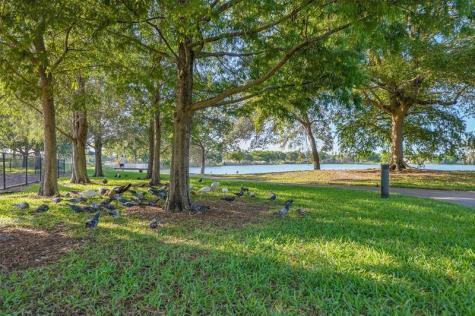 1736 NW 38th Street Oakland Park FL 33309