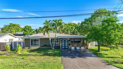 1736 NW 38th Street Oakland Park FL 33309