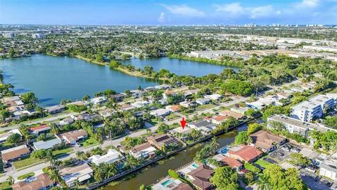 1736 NW 38th Street Oakland Park FL 33309